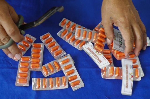 Ljudi u SAD-u koriste lek za životinje protiv kovida; FDA: "Niste konji, prestanite"